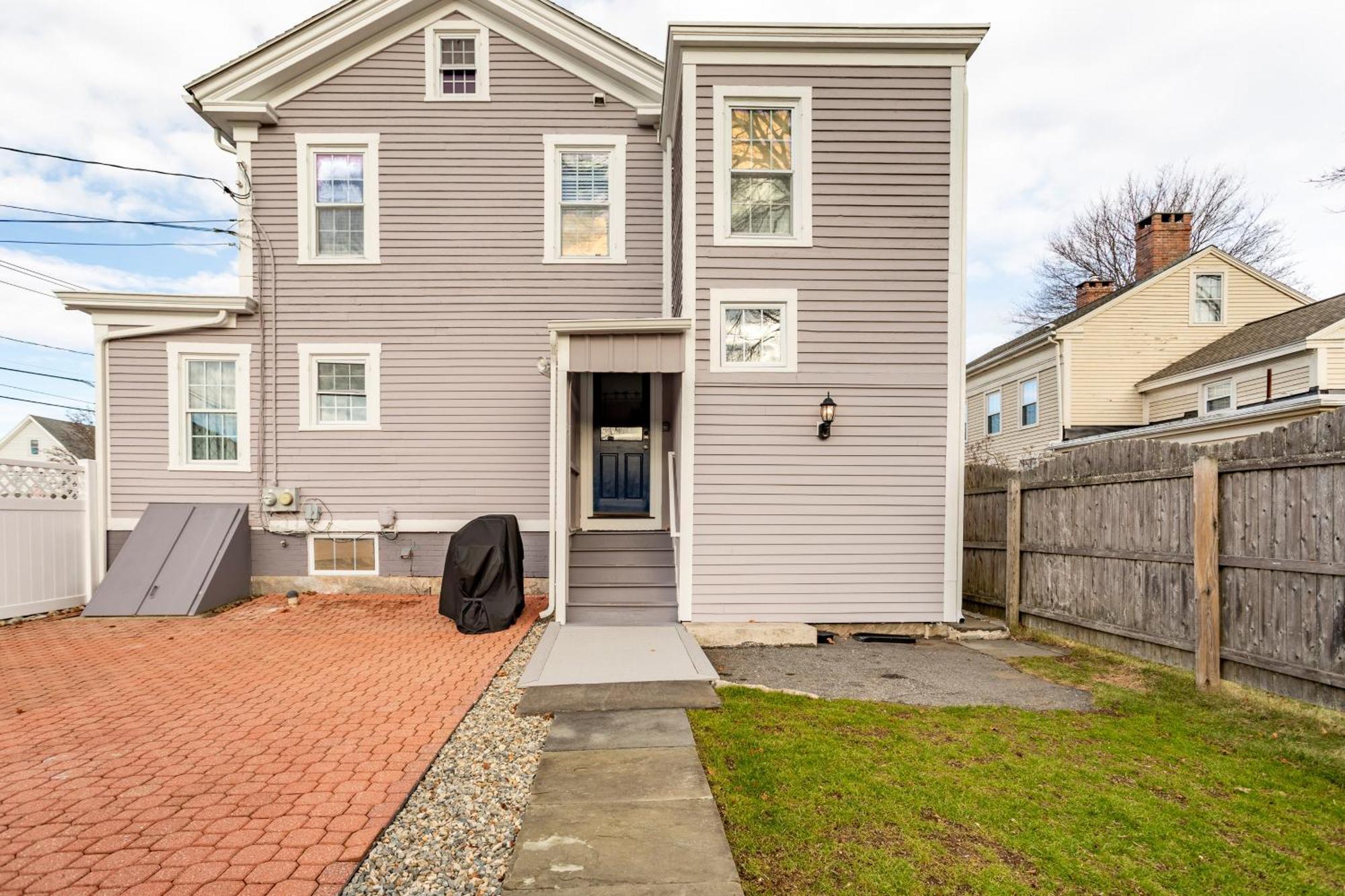 Cheerful Historic 3 Bedroom Townhouse - Downtown Mystic Stonington Bagian luar foto